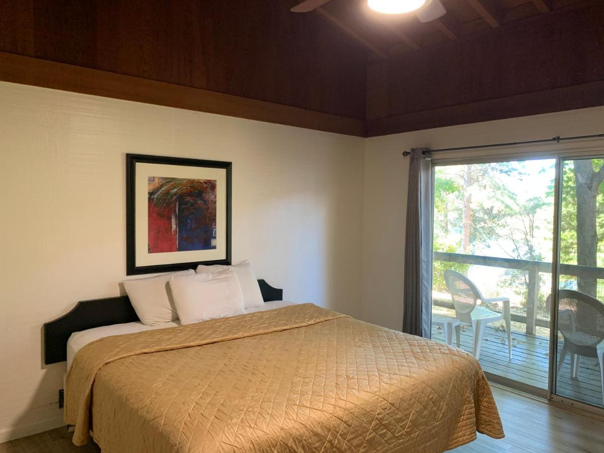 Alta Sierra Village Inn غراس فالي الغرفة الصورة